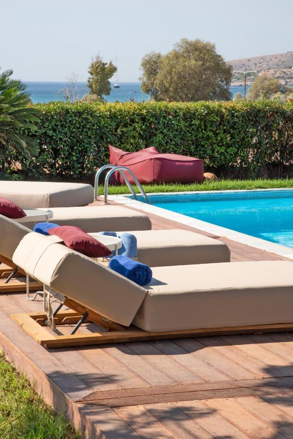 Villa Terra Mare Vári Eksteriør billede